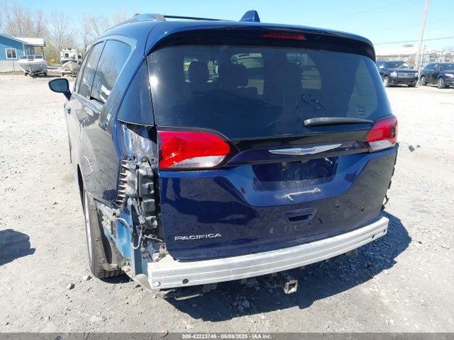2C4RC1BGXJR126520 Chrysler Pacifica Touring L