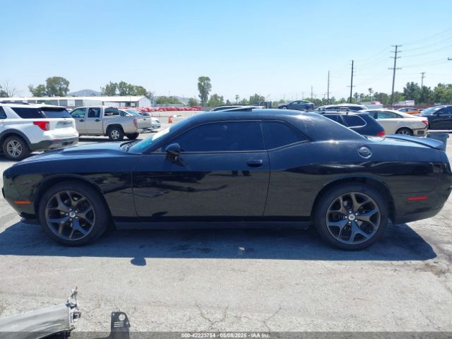 2C3CDZAG3JH258838 Dodge Challenger Sxt Plus