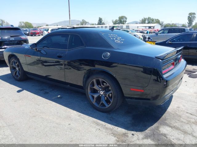 2C3CDZAG3JH258838 Dodge Challenger Sxt Plus