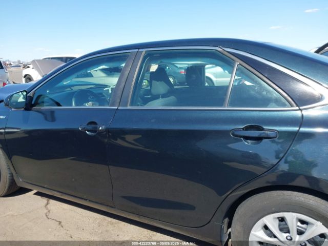 4T1BD1FK9FU172228 Toyota Camry Hybrid Le