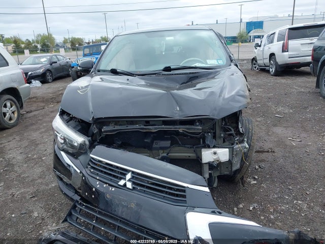 JA4AR3AU7HZ036718 Mitsubishi Outlander Sport 2.0 Le