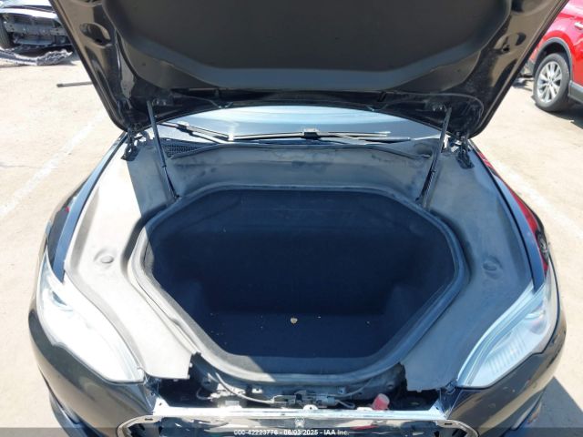 2015 TESLA MODEL S 5YJSA1H42FF091611 Photo 9