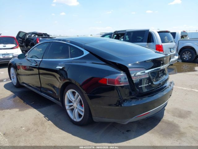 2015 TESLA MODEL S 5YJSA1H42FF091611 Photo 2