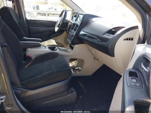 2C4RDGCG2GR338741 Dodge Grand Caravan Sxt