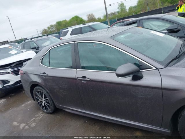 4T1G11AK2NU659646 Toyota CAMRY SE