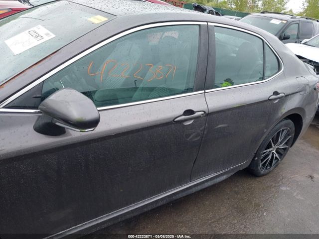 4T1G11AK2NU659646 Toyota CAMRY SE