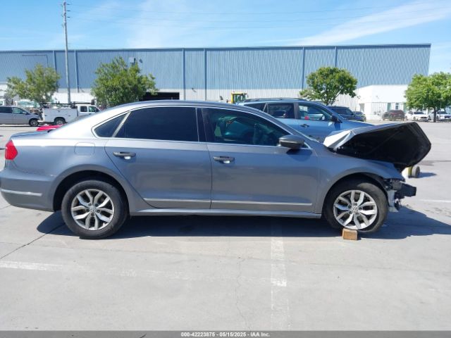 1VWAT7A32GC032869 Volkswagen 2016