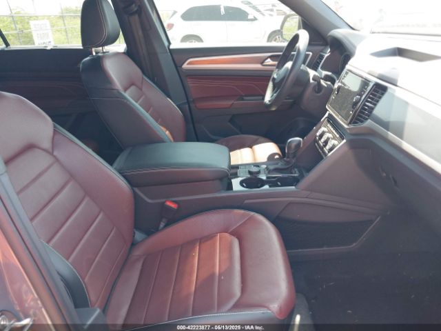 2023 VOLKSWAGEN ATLAS CROSS SPORT 1V2FE2CA1PC218595 Photo 4