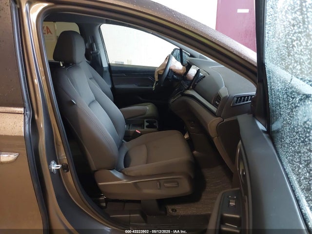 5FNRL6H52NB029946 Honda ODYSSEY EX