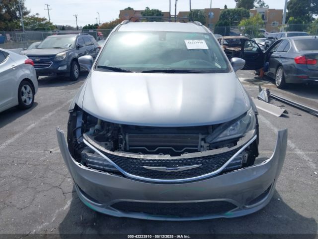 2C4RC1BG9LR272118 Chrysler Pacifica Touring L