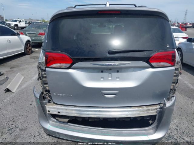 2C4RC1BG9LR272118 Chrysler Pacifica Touring L