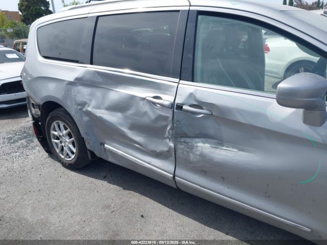 2C4RC1BG9LR272118 Chrysler Pacifica Touring L