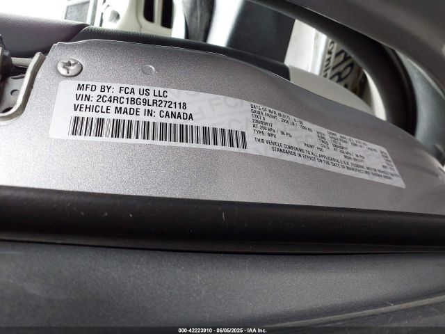2C4RC1BG9LR272118 Chrysler Pacifica Touring L