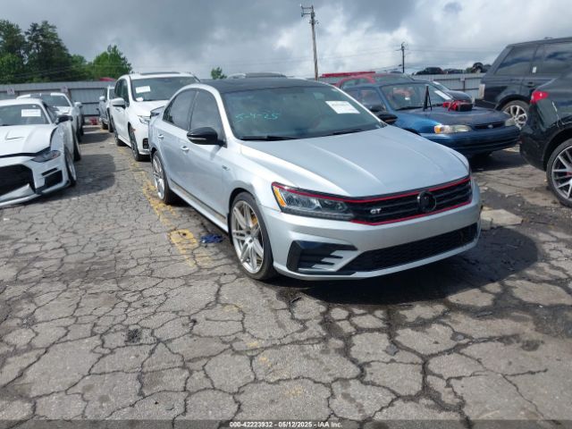 2018 VOLKSWAGEN PASSAT 1VWJM7A3XJC051142