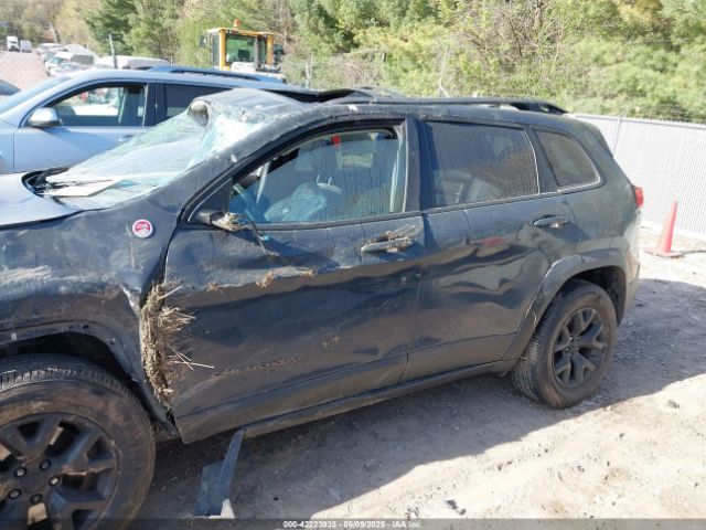 1C4PJMBS4GW378024 Jeep Cherokee Trailhawk