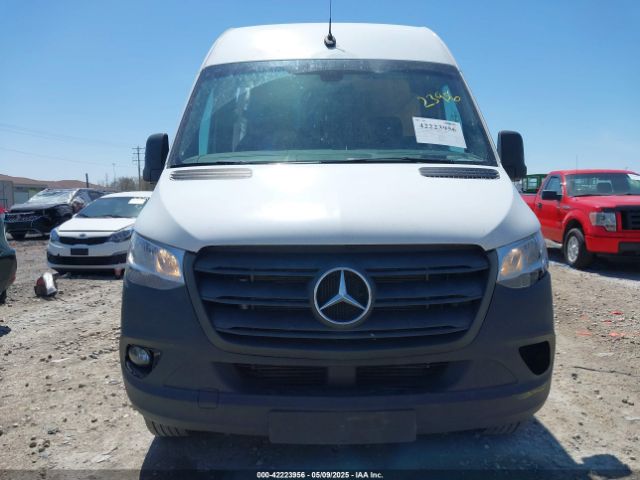 WD4PF1CD1KT000369 Mercedes-Benz Sprinter 2500 High Roof V6