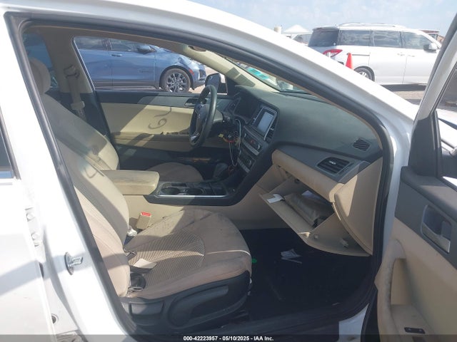 5NPE24AFXJH691410 Hyundai SONATA SE