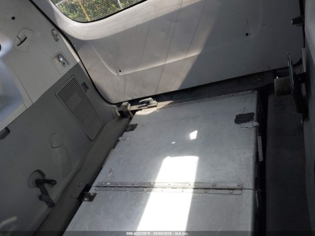 5TDZZ3DC0HS860346 Toyota Sienna L 7 Passenger