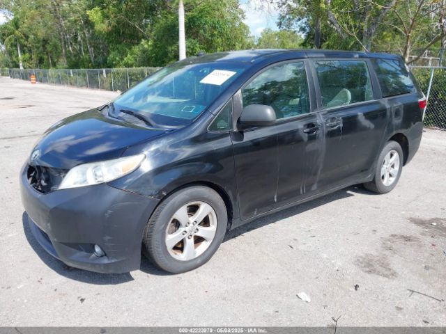 5TDZZ3DC0HS860346 Toyota Sienna L 7 Passenger