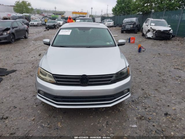 3VWD17AJ2FM262359 Volkswagen Jetta 1.8t Se