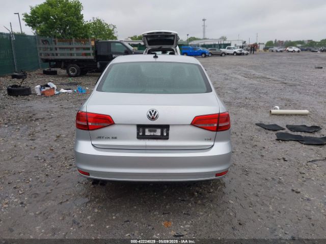 3VWD17AJ2FM262359 Volkswagen Jetta 1.8t Se