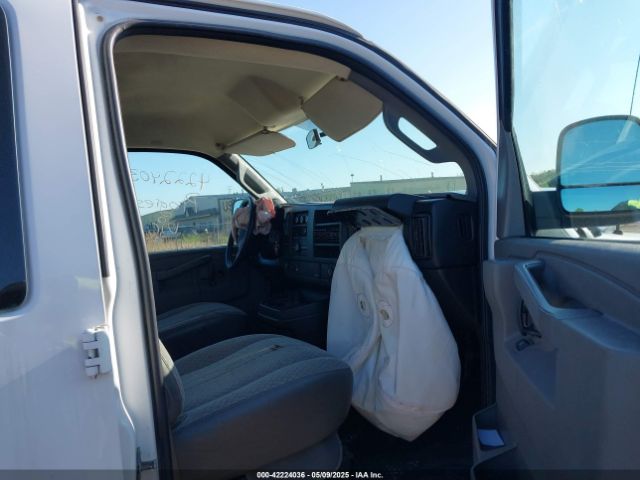 1GTW7AFF8G1259816 GMC Savana 2500 Work Van