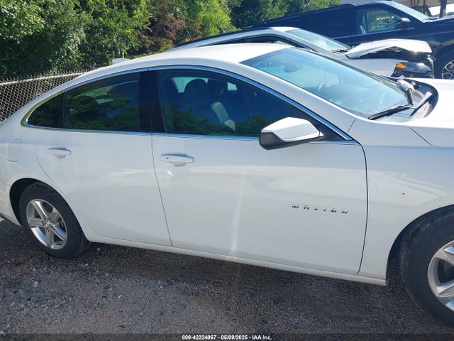 1G1ZD5ST4PF205711 Chevrolet Malibu Fwd 1lt