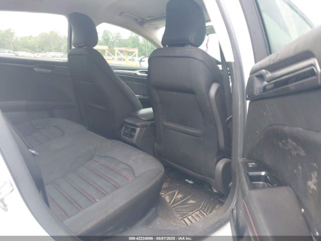 3FA6P0H98FR239349 Ford FUSION SE