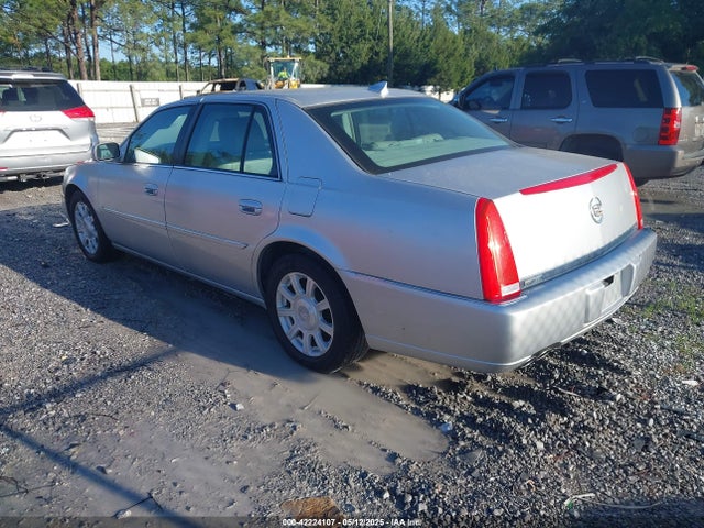 2010 CADILLAC DTS 1G6KA5EY7AU122269 Photo 2