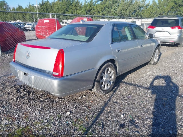 2010 CADILLAC DTS 1G6KA5EY7AU122269 Photo 3
