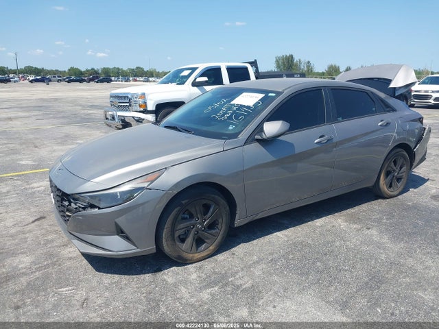 KMHLM4AG2MU161433 Hyundai ELANTRA SEL