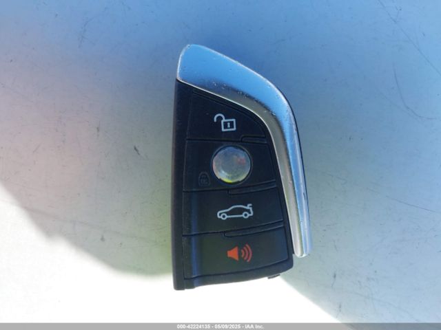 5UXTR7C57KLE98946 BMW X3 Sdrive30i