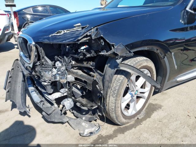5UXTR7C57KLE98946 BMW X3 Sdrive30i