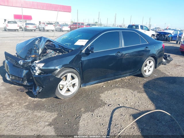 4T1BF1FK8EU432689 Toyota CAMRY SE