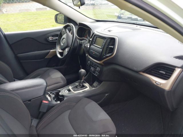 2017 JEEP CHEROKEE 1C4PJLCB2HW603258 Photo 4