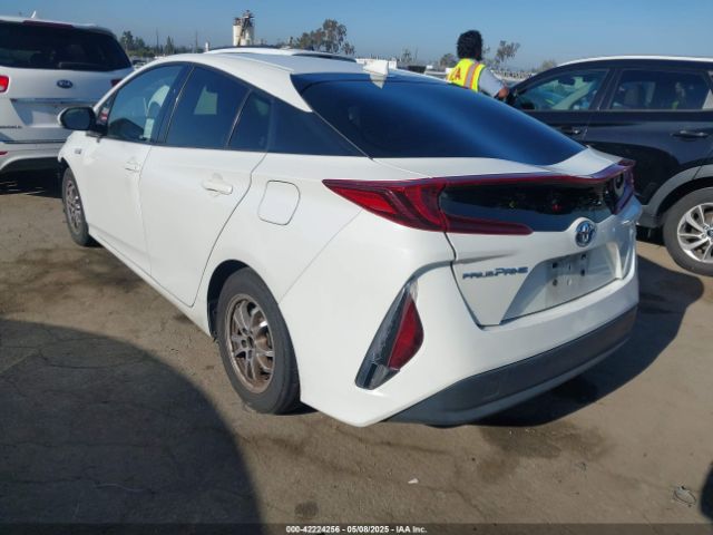 2019 TOYOTA PRIUS PRIME JTDKARFP2K3117675 Photo 2