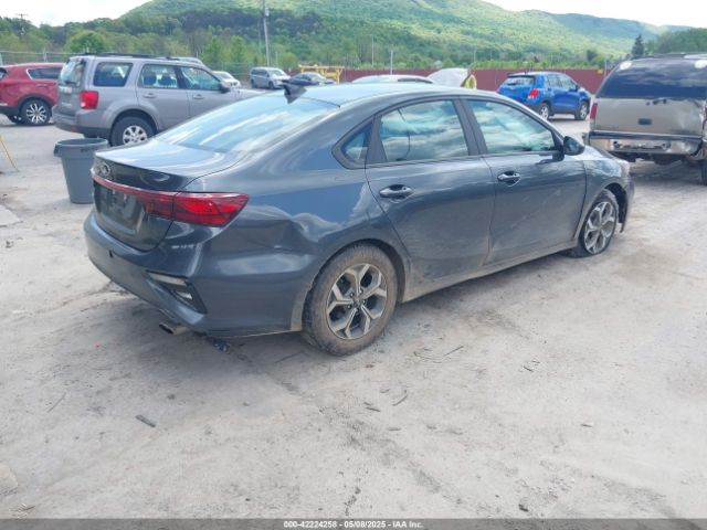 3KPF24AD0KE011989 KIA Forte Lxs