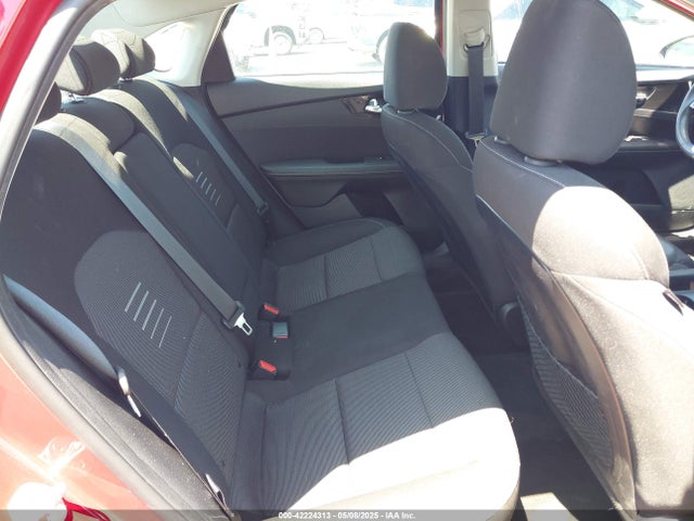 3KPF34AD1KE068201 KIA FORTE S