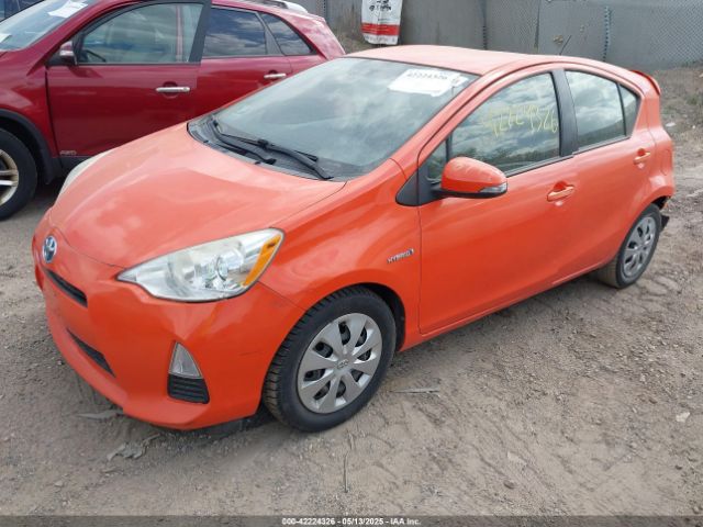 JTDKDTB35E1084842 Toyota Prius C Three