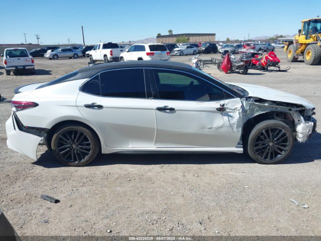 4T1K61AK8NU005679 Toyota CAMRY XSE