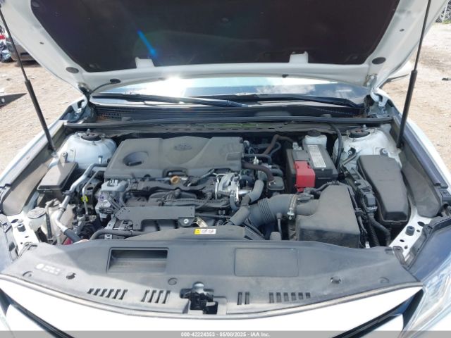 4T1B11HK2KU724975 Toyota CAMRY XLE