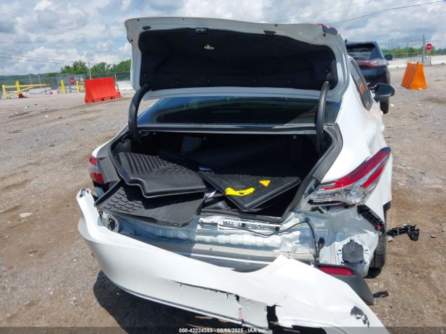 4T1B11HK2KU724975 Toyota CAMRY XLE
