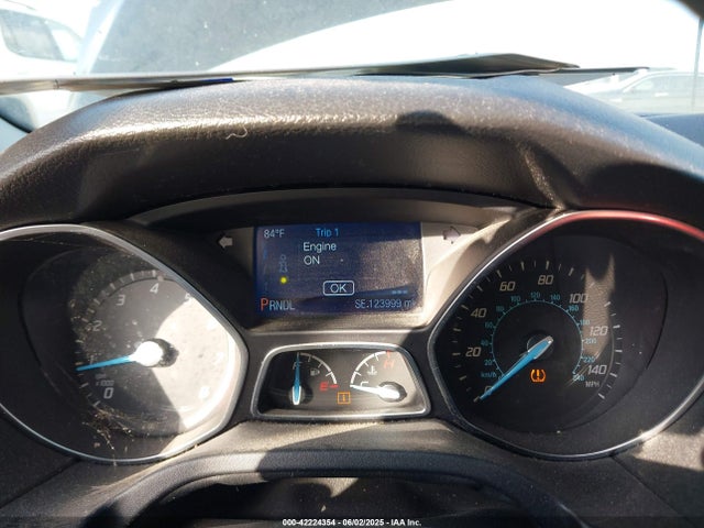 1FADP3K21EL348611 Ford FOCUS SE