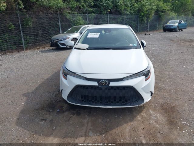 JTDVPMAE9N3030350 Toyota COROLLA LE