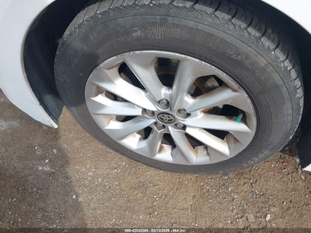 JTDVPMAE9N3030350 Toyota COROLLA LE