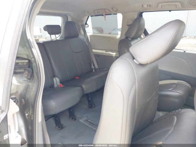 5TDJK3DC4ES076068 Toyota Sienna Le 7 Passenger