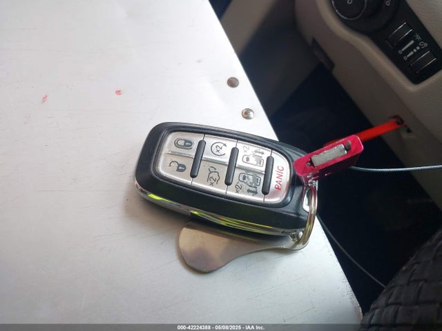 2C4RC1BG8LR115860 Chrysler Pacifica Touring L