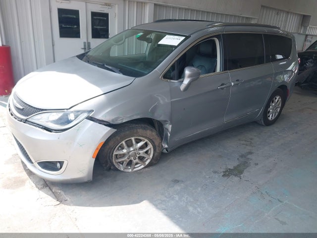 2C4RC1BG8LR115860 Chrysler Pacifica Touring L
