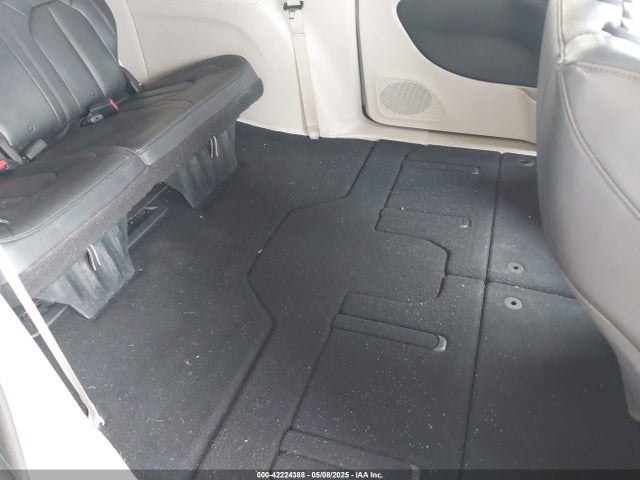 2C4RC1BG8LR115860 Chrysler Pacifica Touring L