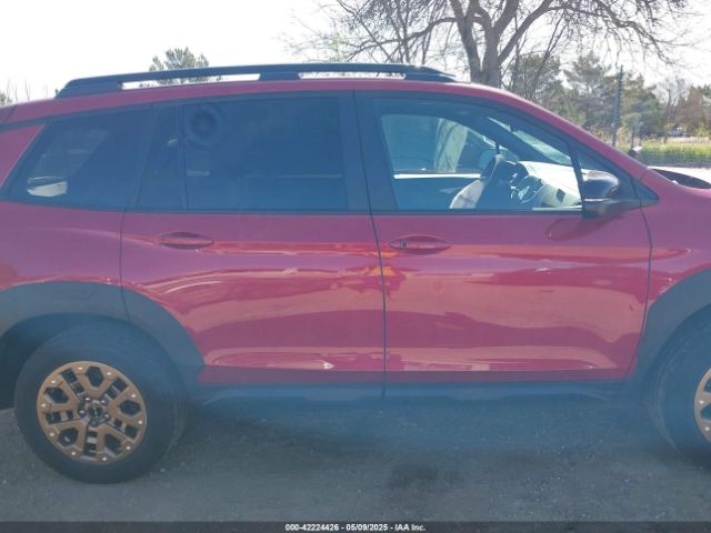 5FNYF8H69NB015906 Honda Passport Awd Trailsport